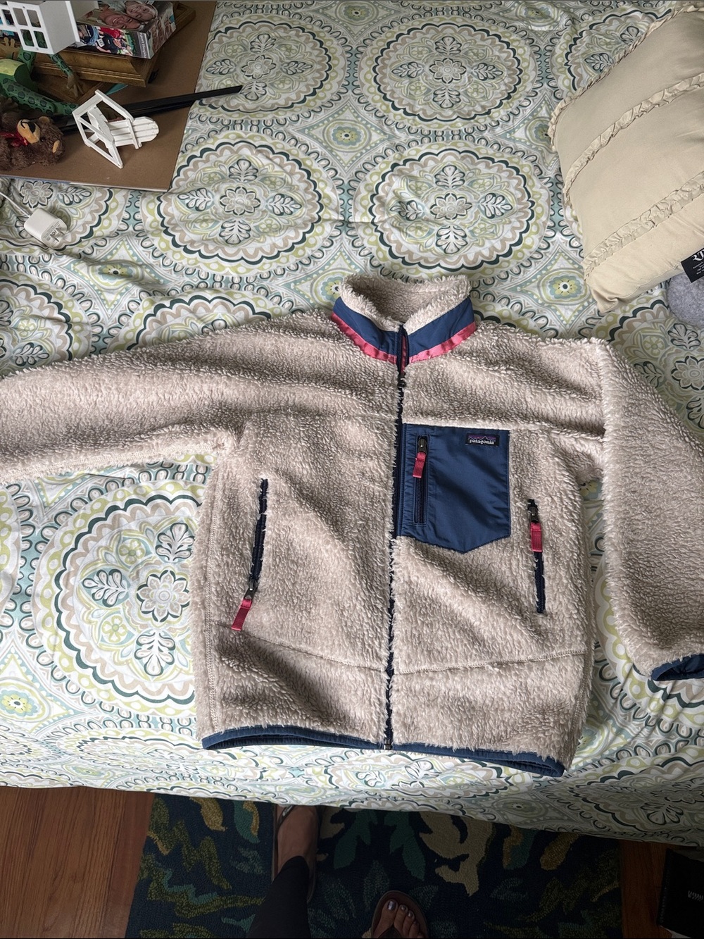 Patagonia Cream Sherpa Jacket with Navy Pocket and Pink Trim